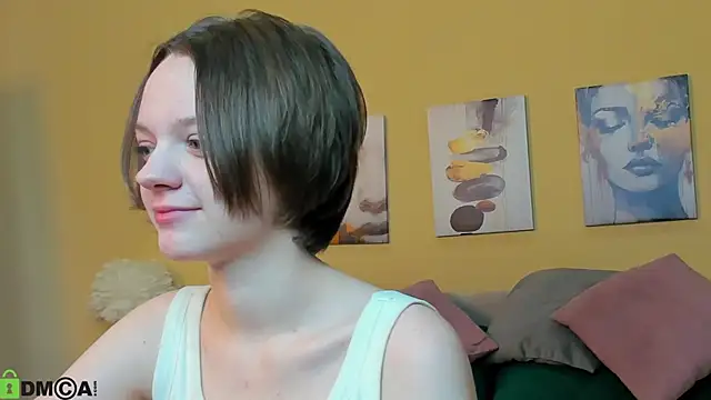 Olivia Riesz online show from 04.11.26