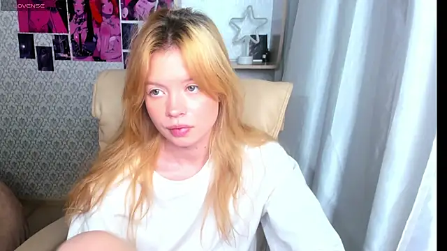 AlysaMeow online show from 11.25.25