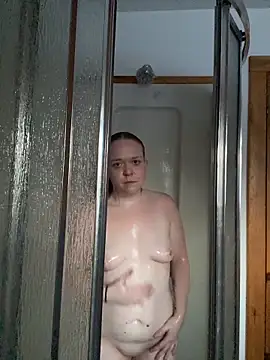 Snapshot of SmirkFans chatting on 02.05.26 SmirkFans online show from 02.05.26