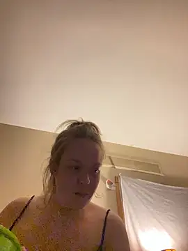 Snapshot of SmirkFans chatting on 02.25.26 SmirkFans online show from 02.25.26