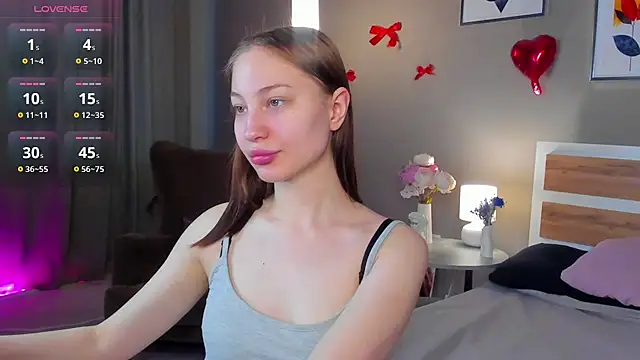 lally cute online show from 02.18.26