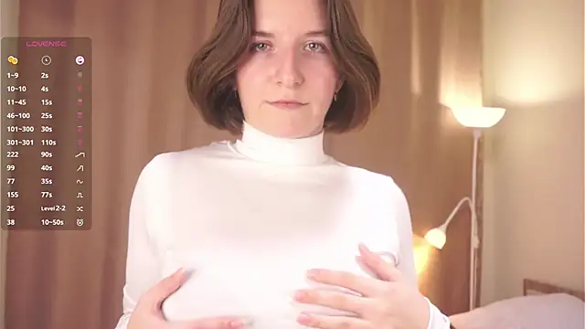 Snapshot of AnnalisaYeary chatting on 11.29.25 AnnalisaYeary online show from 11.29.25