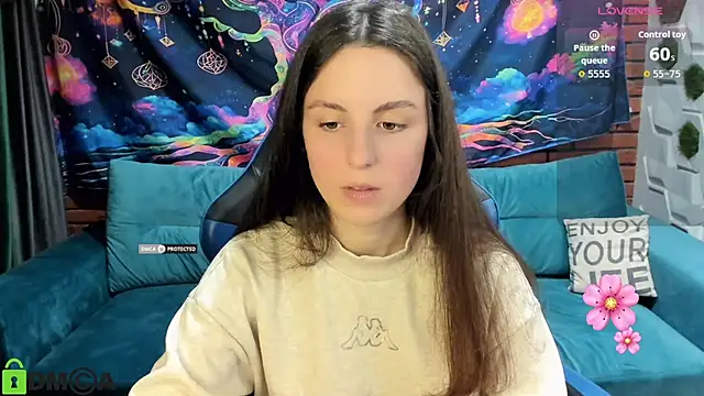 Snapshot of VeronicaSweeet chatting on 11.27.25 VeronicaSweeet online show from 11.27.25