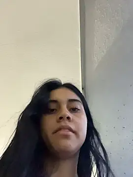 Snapshot of Miia_moonn chatting on 11.30.25 Miia moonn online show from 11.30.25