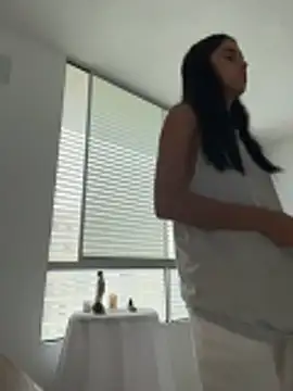 Snapshot of Miia_moonn chatting on 12.01.25 Miia moonn online show from 12.01.25