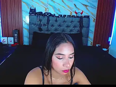 Meryandcris online show from 11.27.25