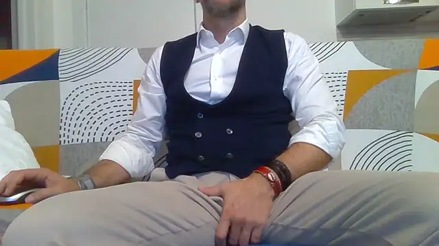 Eroshotlicker online show from 12.22.25