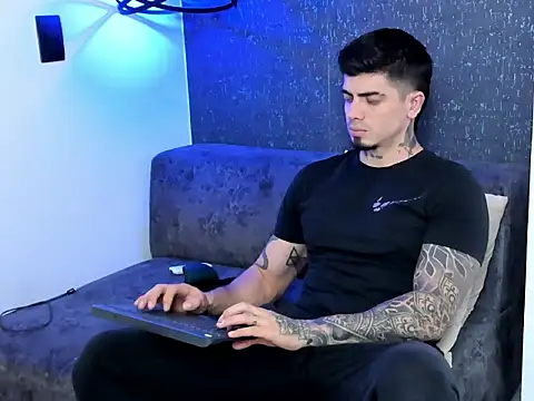  mrcock   online show from 04.12.26