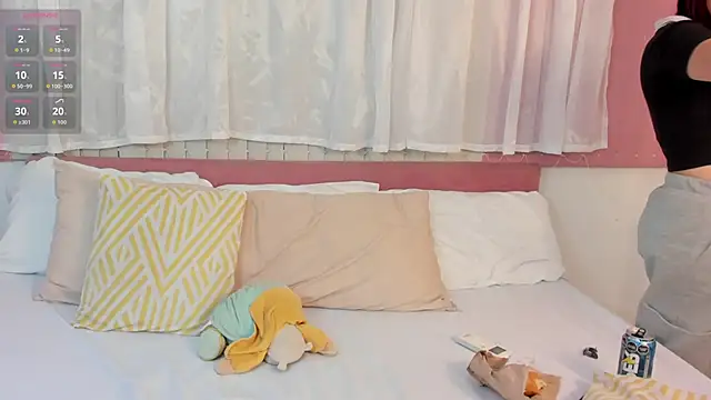 CharlotteBlossom online show from 01.07.26