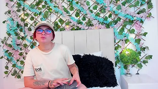 CharlotteBlossom online show from 01.16.26