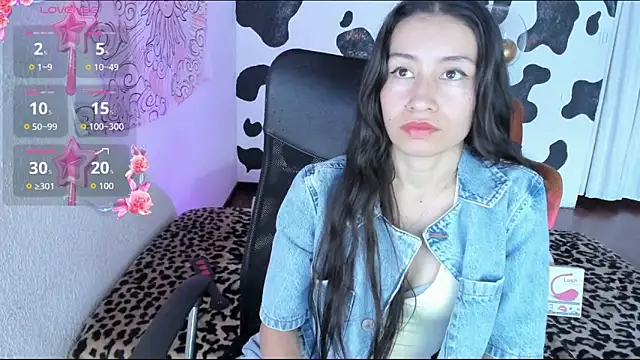 annie smith22 online show from 11.26.25