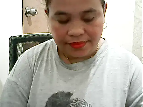 cutechubby online show from 02.18.26