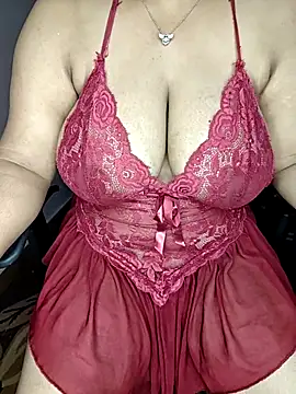 Curvy Pooja online show from 04.15.26