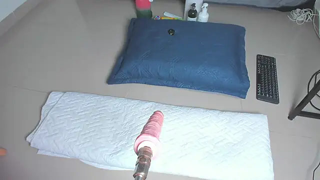 Snapshot of sophie_1_ chatting on 02.06.26 sophie 1 online show from 02.06.26