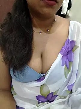 Snapshot of sneha062 chatting on 12.03.25 sneha062 online show from 12.03.25