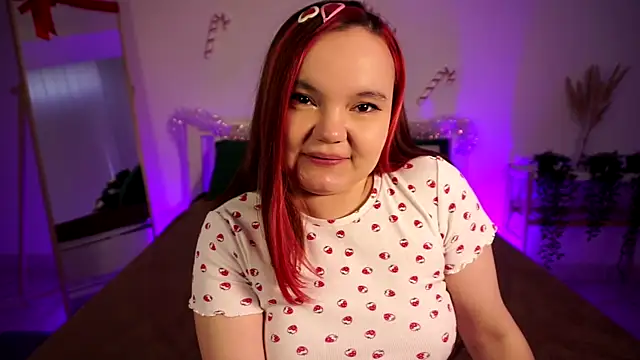 Rose Luvv online show from 12.19.25