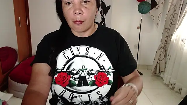 vivian-milf online show from 12.17.25