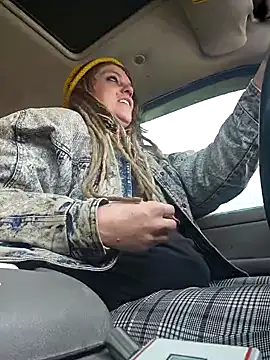 Snapshot of Horny_hippie chatting on 01.13.25 Horny hippie online show from 01.13.25