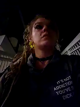 Snapshot of Horny_hippie chatting on 11.02.25 Horny hippie online show from 11.02.25