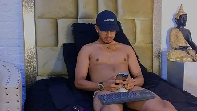 Brand Collins online show from 12.05.25