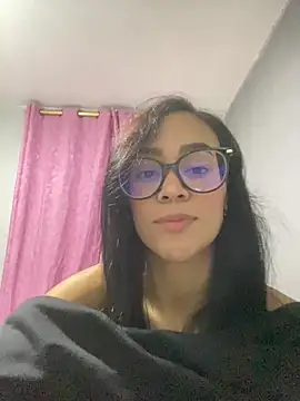 Snapshot of Klohewilliams_ chatting on 02.16.26 Klohewilliams online show from 02.16.26