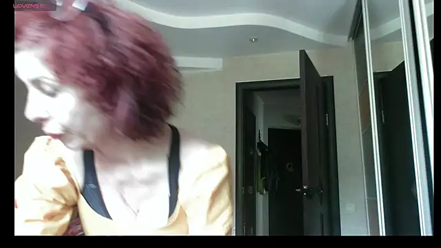 Snapshot of Kelly_Flurr chatting on 06.09.26 Kelly Flurr online show from 06.09.26