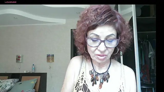 Snapshot of Kelly_Flurr chatting on 08.03.26 Kelly Flurr online show from 08.03.26