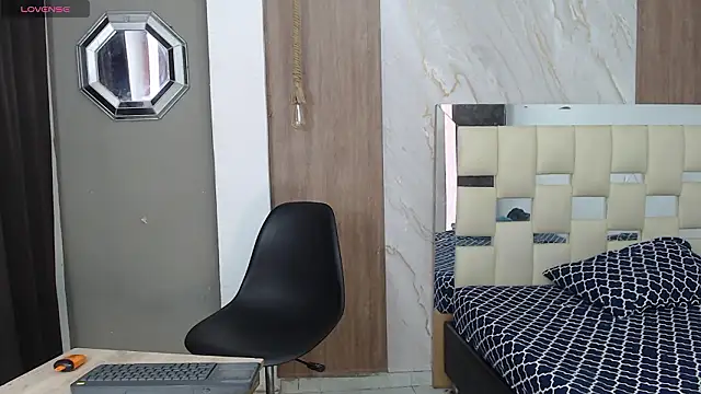 kim curlyy online show from 03.22.26