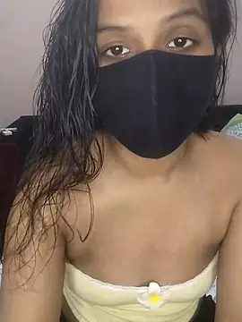 Snapshot of your-Mia07 chatting on 12.02.25 your-Mia07 online show from 12.02.25