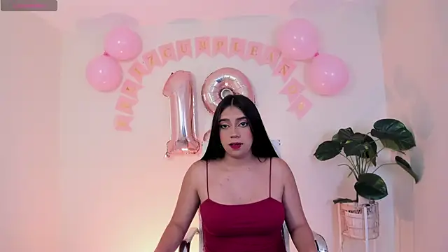 luna cute   online show from 02.20.26