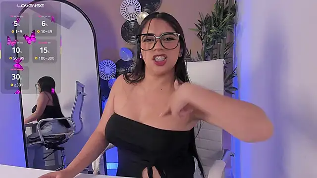 luna cute   online show from 03.31.26