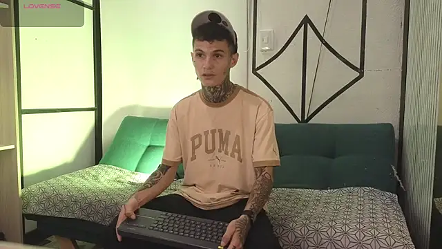 Paulo 527 online show from 07.11.26