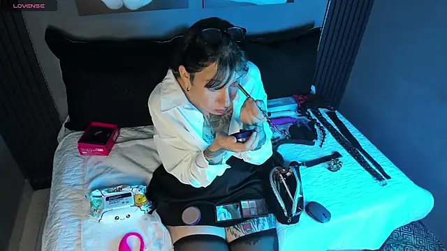 nora temptress online show from 03.05.26