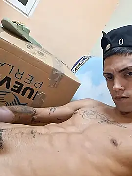 KingWhitexxx online show from 11.28.25