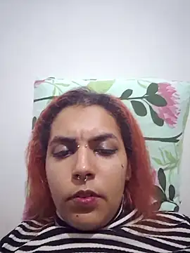 Todinhasua1 online show from 11.26.25