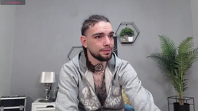 KaneHunter online show from 04.17.26