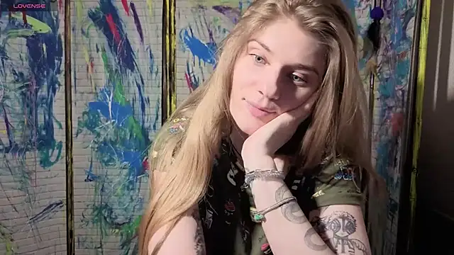 Adell Love online show from 04.16.26