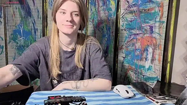 Adell Love online show from 06.05.26