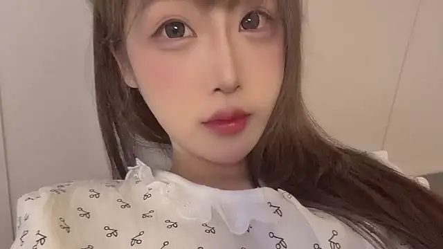 Snapshot of wanou33669 chatting on 12.20.25 wanou33669 online show from 12.20.25