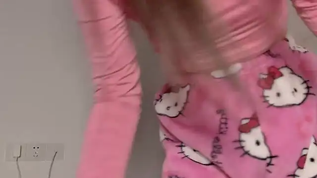 Snapshot of wanou33669 chatting on 01.05.26 wanou33669 online show from 01.05.26