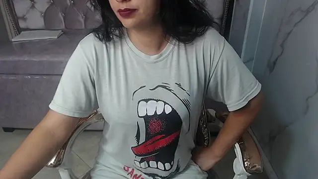 Evangeline b online show from 11.28.25