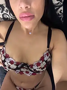 NancyQuen online show from 12.01.25