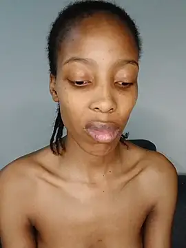 MsParisSmith online show from 12.05.25