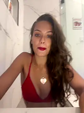 Snapshot of LilyGoldd chatting on 12.16.25 LilyGoldd online show from 12.16.25