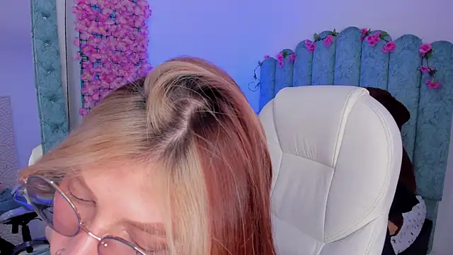 Ash 20  online show from 12.05.25