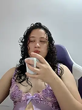 Snapshot of Alana_444 chatting on 07.25.26 Alana 444 online show from 07.25.26