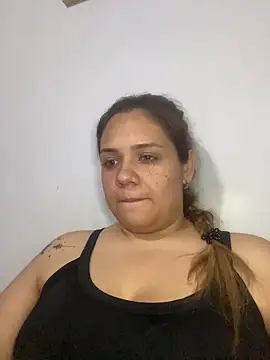 Snapshot of LoreinnFox chatting on 04.17.26 LoreinnFox online show from 04.17.26