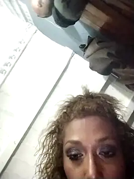 Snapshot of qaarlyfogosa chatting on 02.04.26 qaarlyfogosa online show from 02.04.26