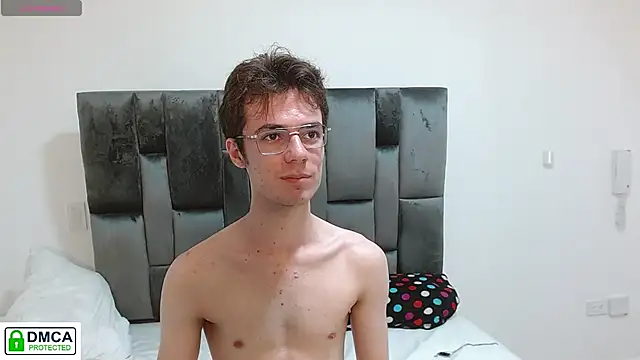 SaccharineSin online show from 11.28.25