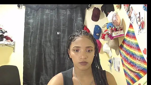 lia Hazbun online show from 12.03.25